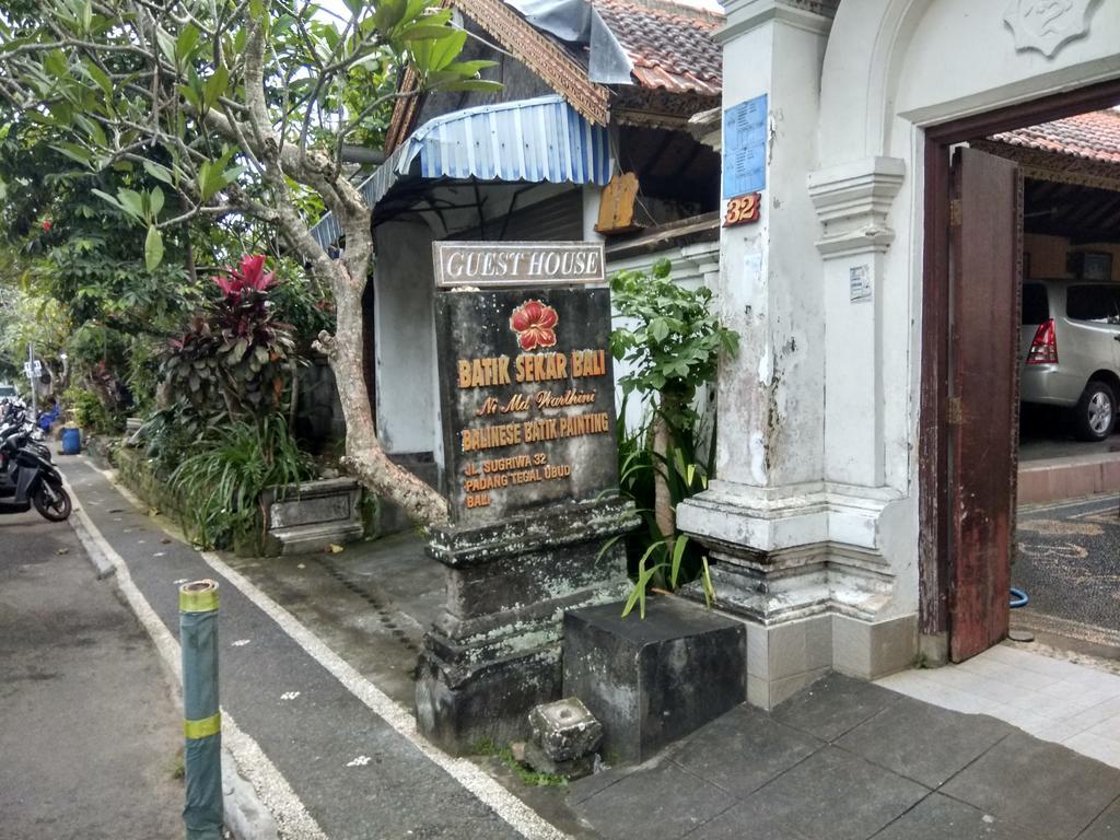 Batik Sekar Bali Guest House Ubud Exterior foto